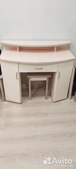 Туалетный столик