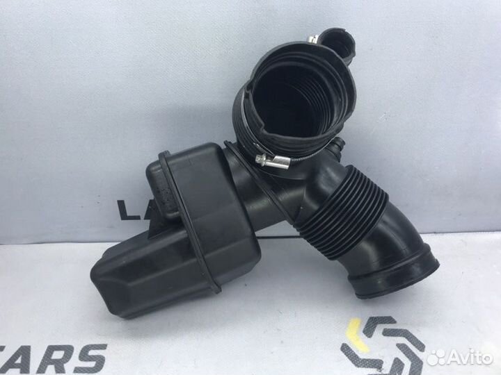 Резонатор воздушного фильтра Bmw 5 E60 226S1 2.2I