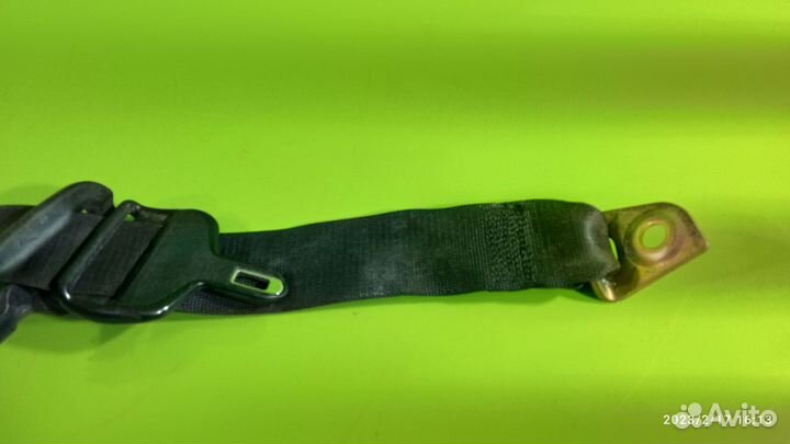 Ремень безопасности задний для Mercedes-Benz W124