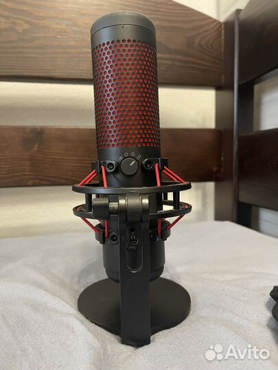 Микрофон HyperX quadcast