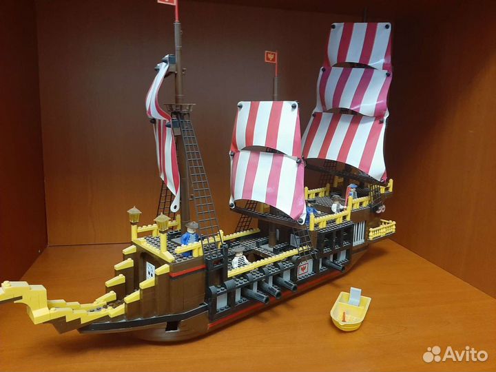 LEGO корабли