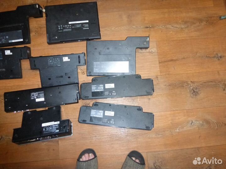 Док станция