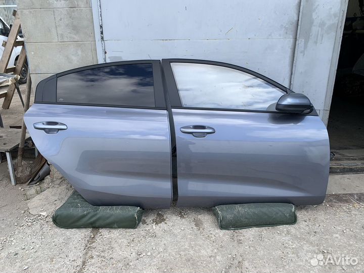 Дверь задняя правая Kia Rio 4 Оригинал 2017-2021