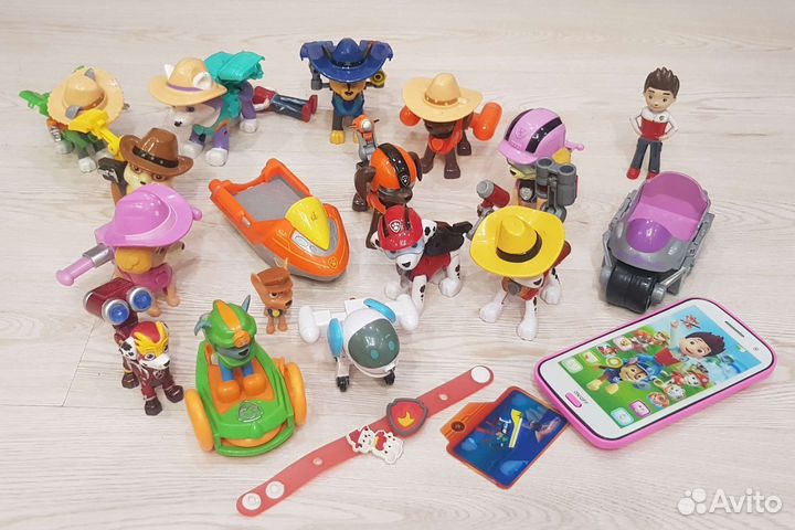 Настольные игры, play-doh и др