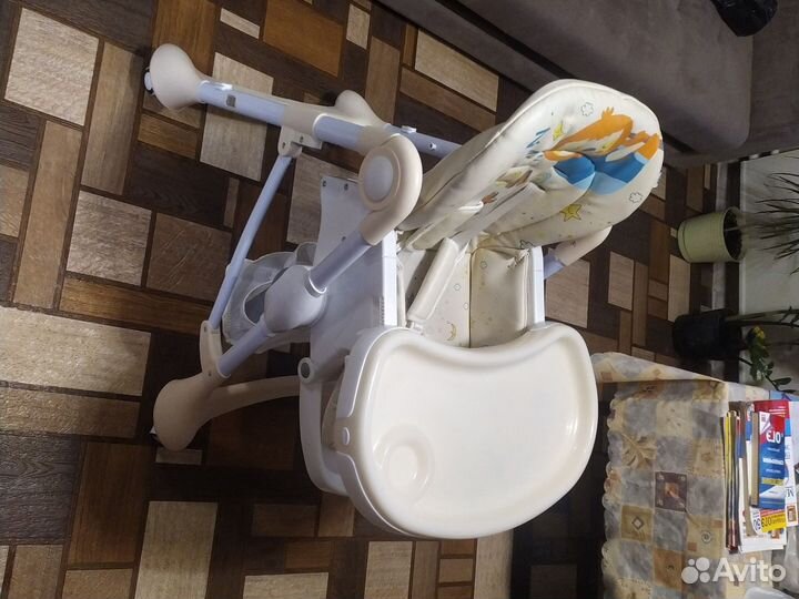 Стульчик для кормления