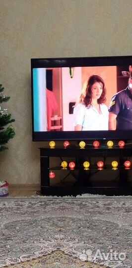 Подставка для телевизора