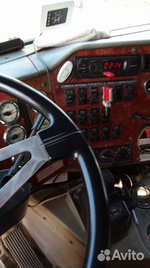 International 9400i, 2002