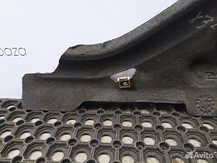 1972375 Шумоизоляция двигателя левая Daf XF106