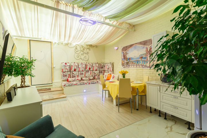 3-к. квартира, 60,5 м², 2/2 эт.