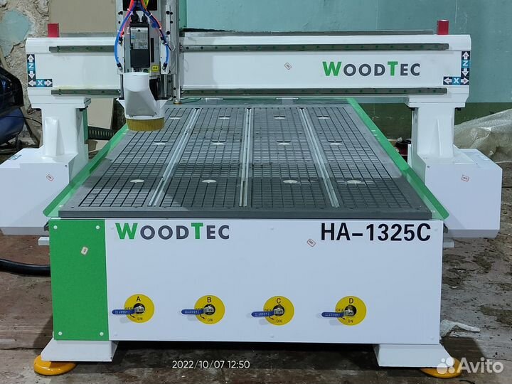 Фрезерный станок по дереву с чпу WoodTec HA1325