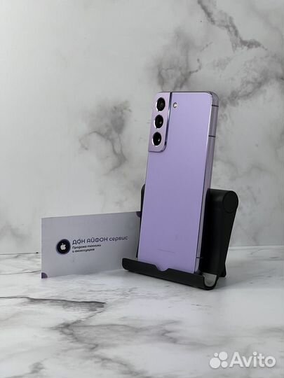 Samsung Galaxy S22, 8/256 ГБ