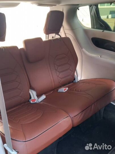 Автомобильные чехлы на Chrysler Pacifica