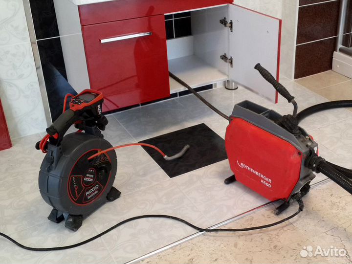 Прочистка канализационной трубы. Видеодиагностика