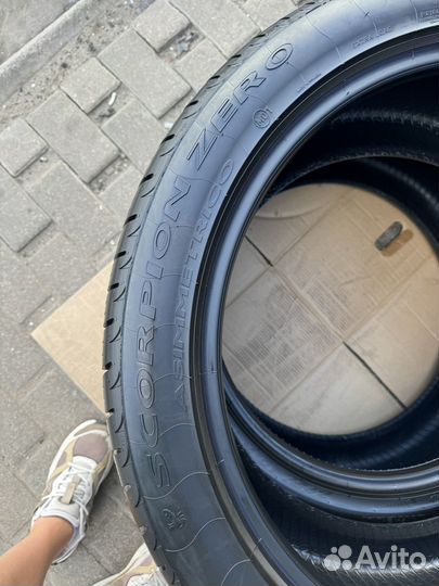 Pirelli Scorpion Zero Asimmetrico 295/40 R22 112W