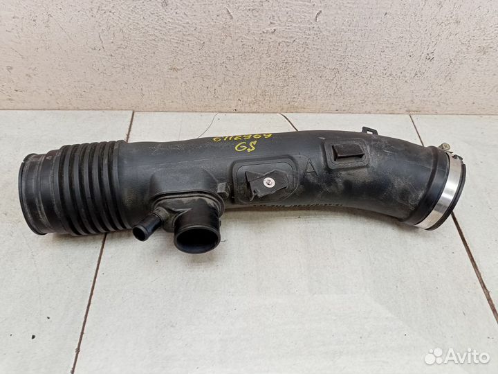 Патрубок воздушного фильтра