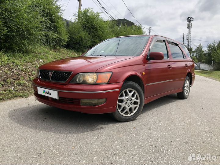 Toyota Vista Ardeo 2.0 AT, 2000, 250 000 км