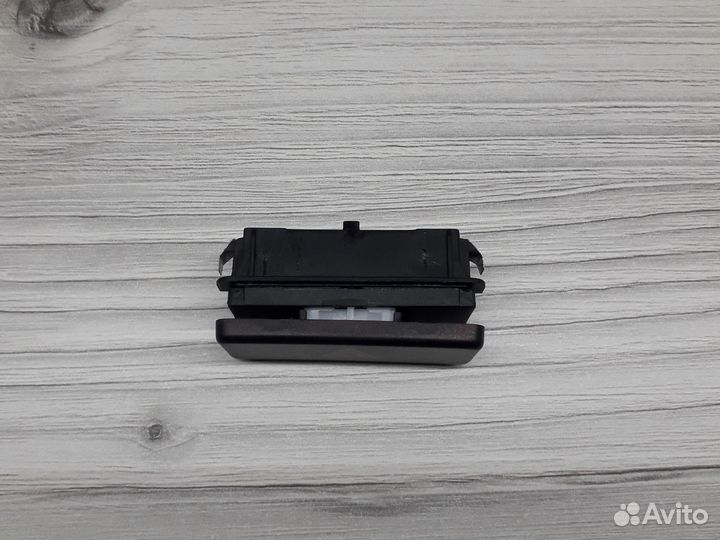 Кнопка аварийки bmw Е36 Е34 Е31