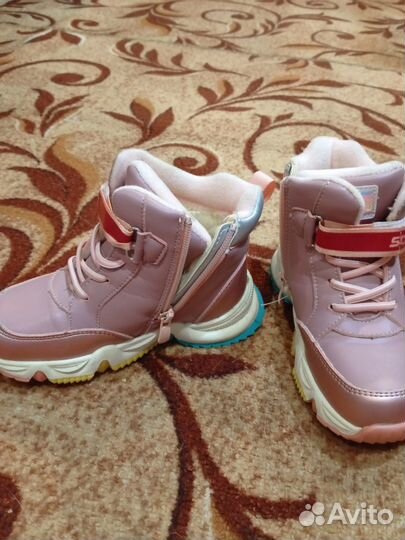 Кроссовки детские зимние