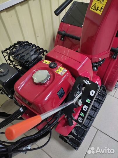 Снегоуборщик Honda HSS 655 ETD