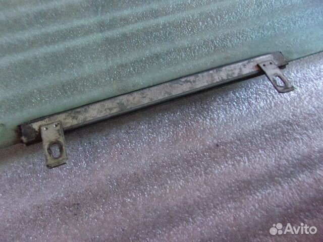 Фольксваген Пассат Б3 / Б4, стекло переднее правое