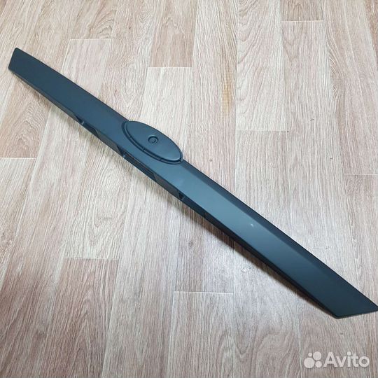 Молдинг багажника Ford Focus 2 хэтч рестайл