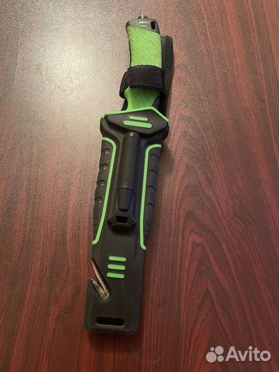 Нож туристический