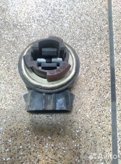 Патрон заднего фонаря Форд Фокус 1 Америка