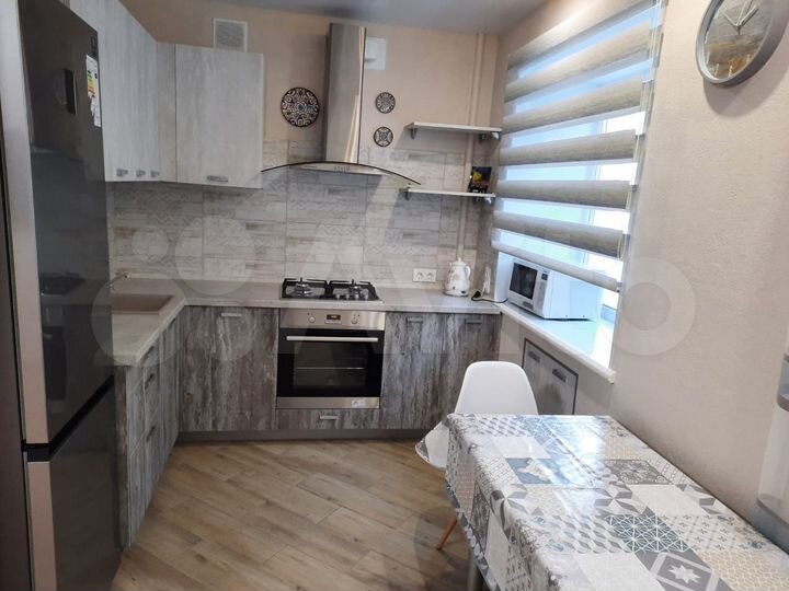 2-к. квартира, 54 м², 2/5 эт.