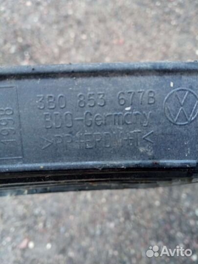 Volkswagen Passat B5 решётка в бампер