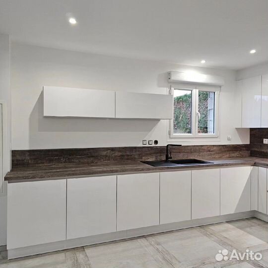 Кухонный гарнитур угловой