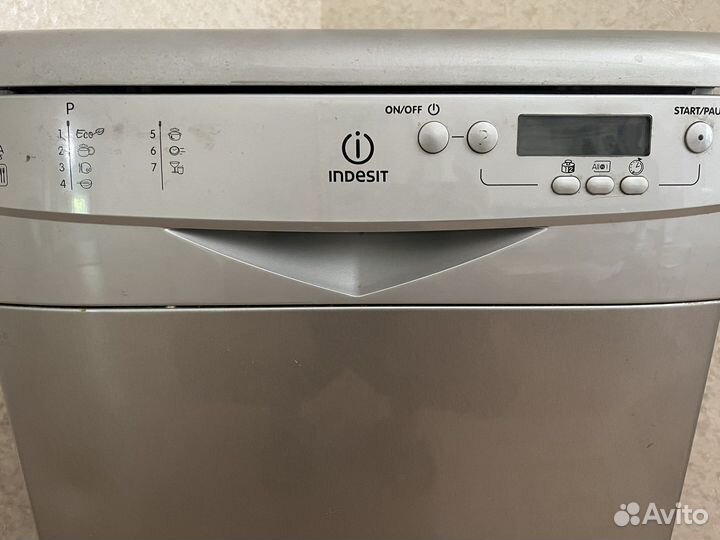 Посудомоечная машина Indesit на 10 персон