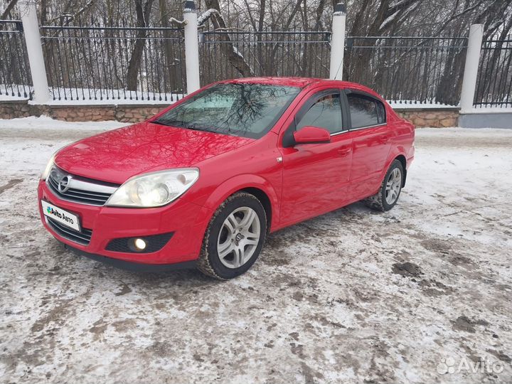 Opel Astra 1.8 МТ, 2008, 220 000 км