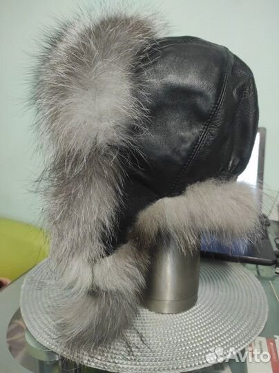 Шапка с чернобуркой (кожа/чернобурка)