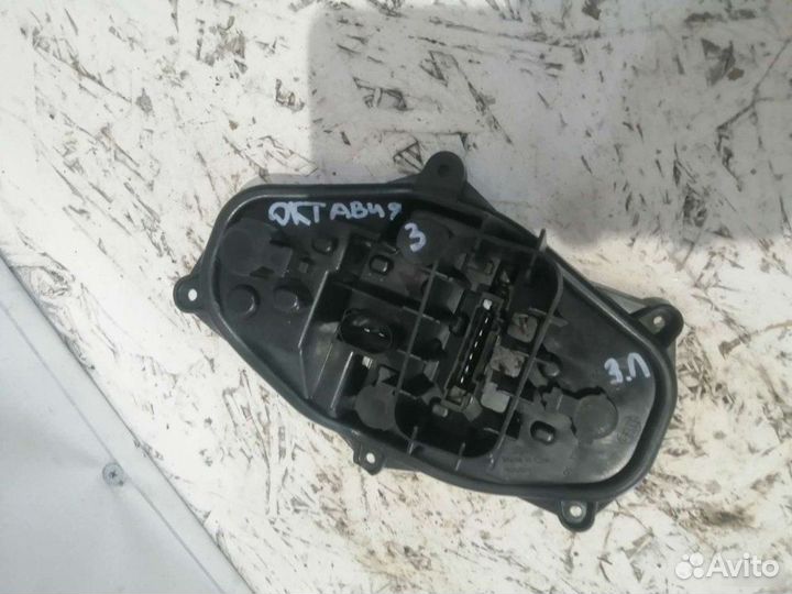 Плата фонаря задняя Skoda Octavia A5