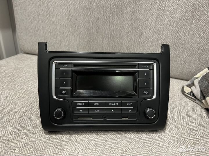 Головное устройство volkswagen polo