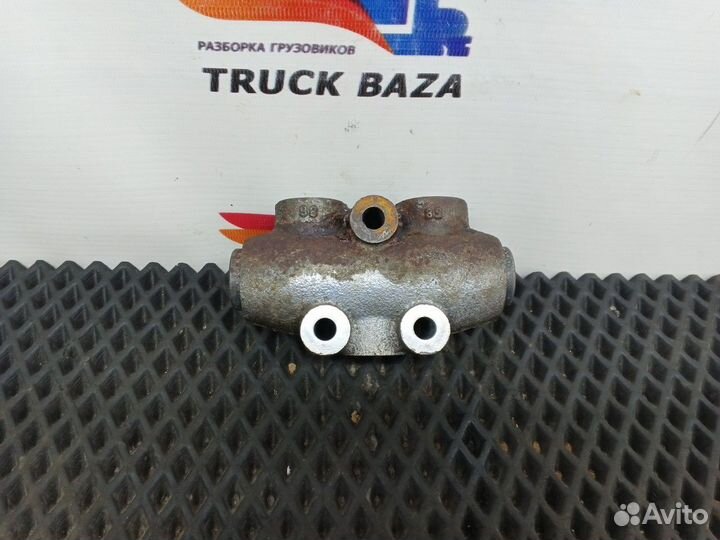 Клапан распределитель гидроусилителя