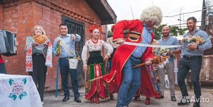 Народно-эстрадный ансамбль песни и танца Жарптица