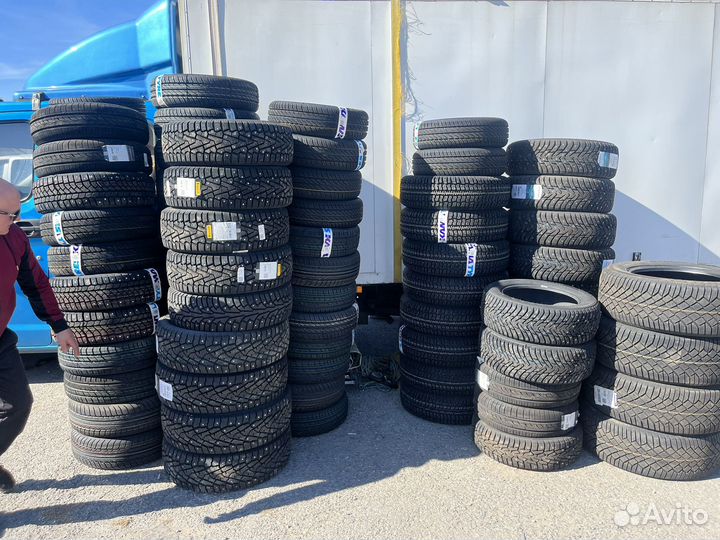 Viatti Brina Nordico V-522 175/65 R14 82T