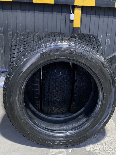 Bridgestone Blizzak DM-V1 225/60 R18 100R