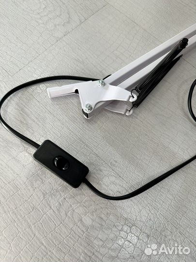 Лампа настольная