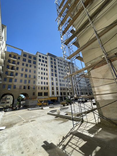 3-к. квартира, 101 м², 4/10 эт.