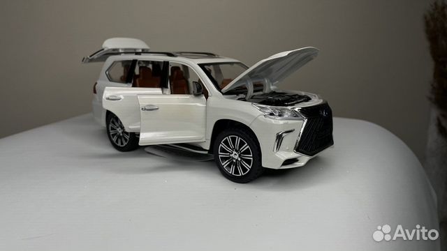Модель Lexus