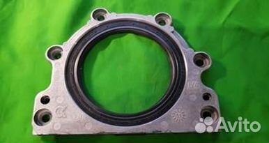 Крышка коленвала задняя с сальником нов. оригинал