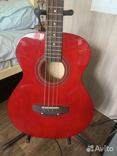 Акустическая бас гитара