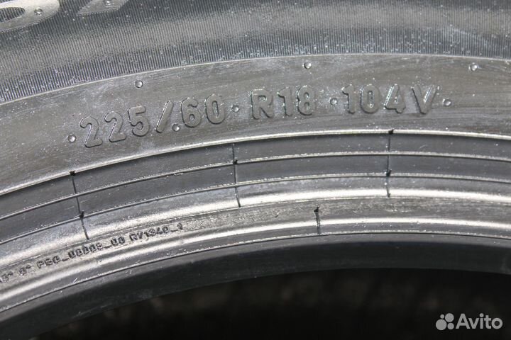 Pirelli Powergy 225/60 R18 104V