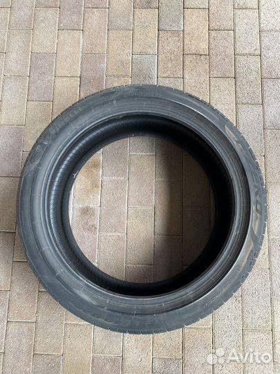Pirelli P Zero 255/40 R20 101Y
