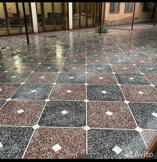 Полы и дорожки из мраморной крошки