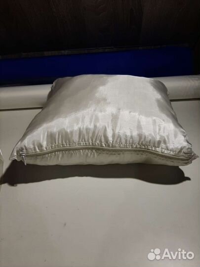 Подушка декоративная автомобильная, диванная