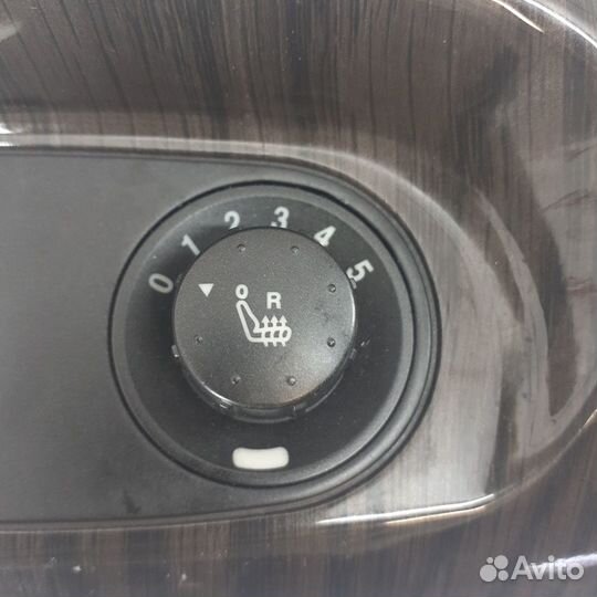 Рамка под кнопки обогрева сидения ssangyong rexto