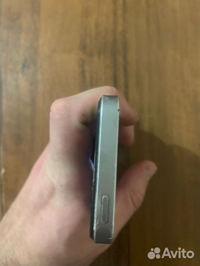 iPhone 5S, 16 ГБ